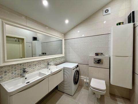 квартира за адресою Академіка Лебедєва вул., 1