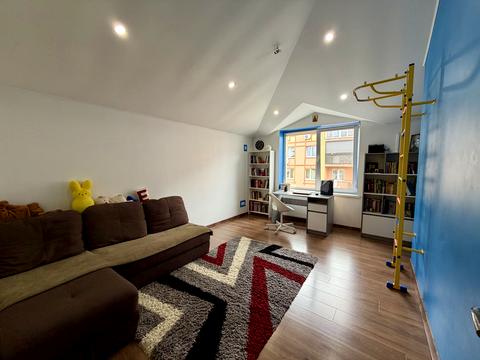 квартира за адресою Академіка Лебедєва вул., 1