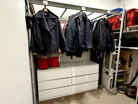 квартира за адресою Академіка Лебедєва вул., 1