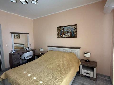 квартира за адресою Шахтарів вул., 10