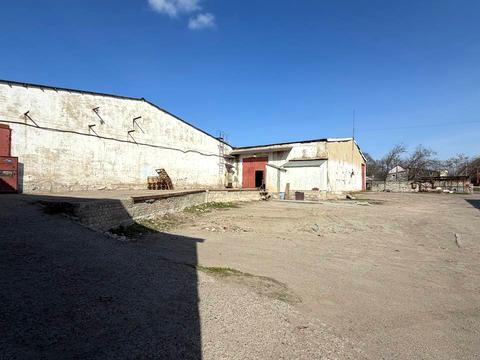 комерційна за адресою Просьолкова вул., 11