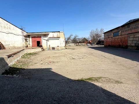 комерційна за адресою Просьолкова вул., 11