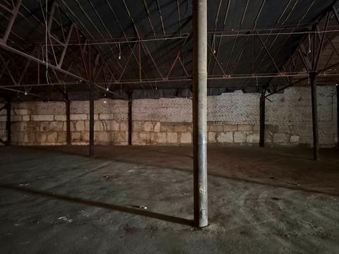 комерційна за адресою Просьолкова вул., 11