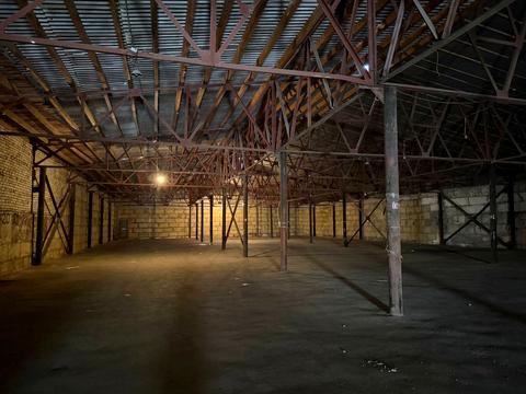 комерційна за адресою Просьолкова вул., 11