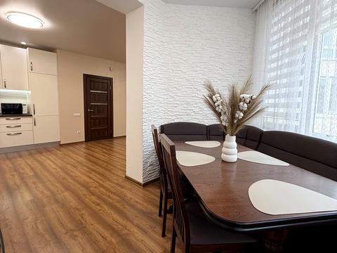 квартира за адресою Абрикосова вул., 3-Б