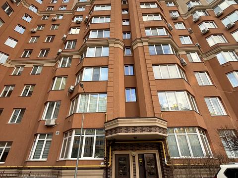 квартира за адресою Абрикосова вул., 3-Б