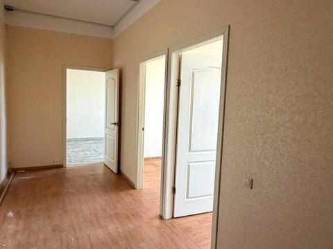 комерційна за адресою Просьолкова вул., 11