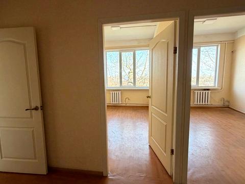 комерційна за адресою Просьолкова вул., 11