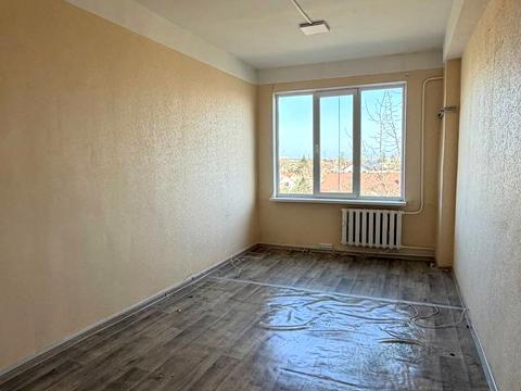 комерційна за адресою Просьолкова вул., 11