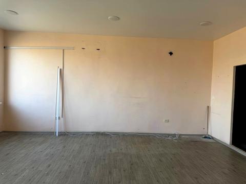 комерційна за адресою Просьолкова вул., 11