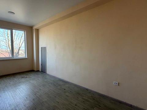 комерційна за адресою Просьолкова вул., 11