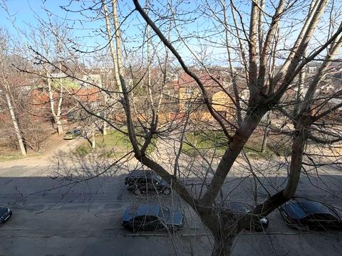 комерційна за адресою Просьолкова вул., 11