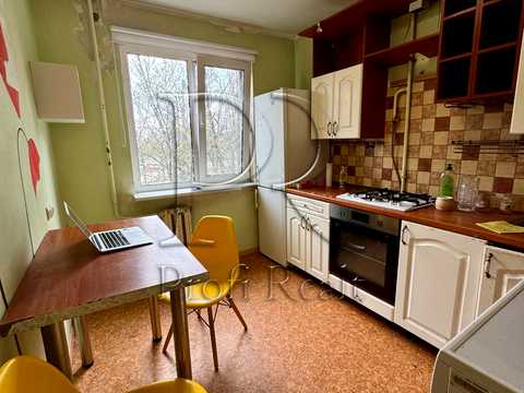 квартира за адресою Петра Курінного вул. (Комісара Рикова), 1