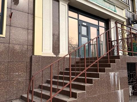 комерційна за адресою Болгарська вул., 87-А