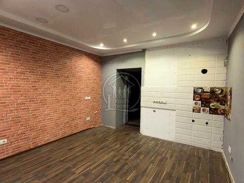 комерційна за адресою Старопортофранківська вул., 91