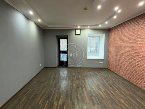 комерційна за адресою Старопортофранківська вул., 91