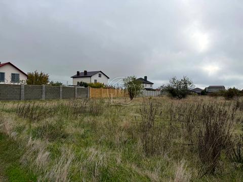 участок по адресу Радісна, 1