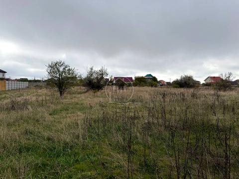 участок по адресу Радісна, 1