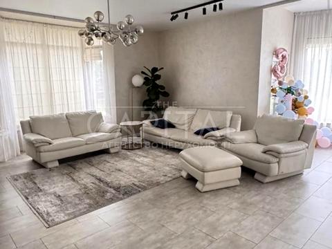 будинок за адресою Лугова вул.