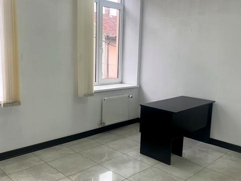 коммерческая по адресу Героев Майдана ул. (Червоноармейская), 31