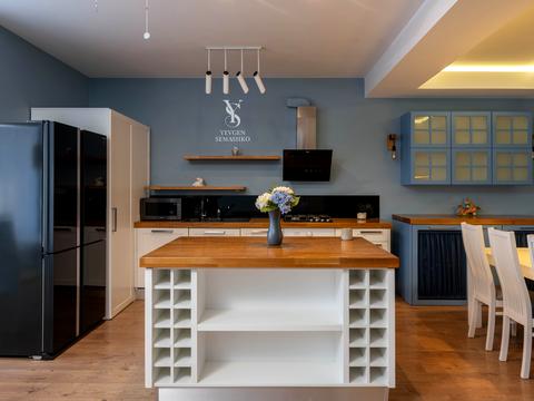 будинок за адресою Погребного вул.