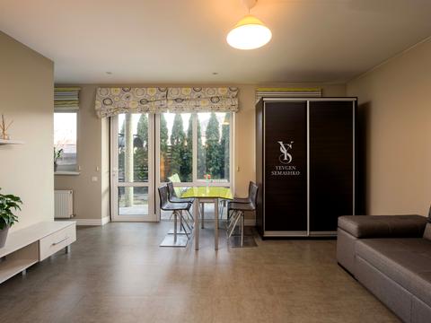 будинок за адресою Погребного вул.