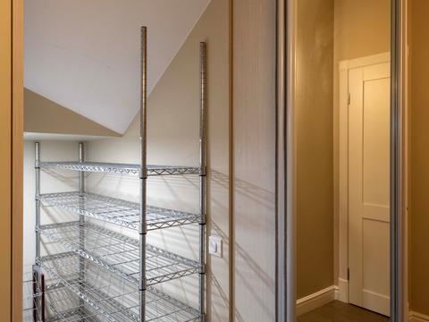 будинок за адресою Погребного вул.