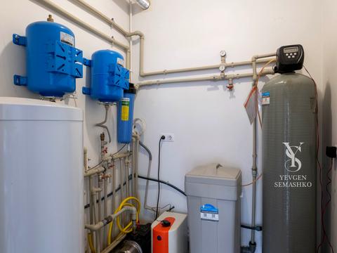 будинок за адресою Погребного вул.