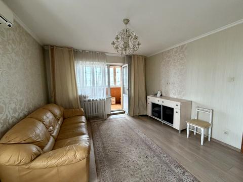 квартира за адресою Академіка Корольова вул., 90б