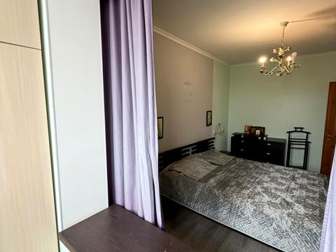 квартира за адресою Академіка Корольова вул., 90б