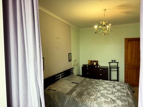 квартира за адресою Академіка Корольова вул., 90б