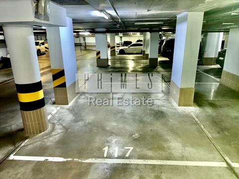 паркомісце за адресою Андрія Верхогляда вул. (Михайла Драгомирова), 3