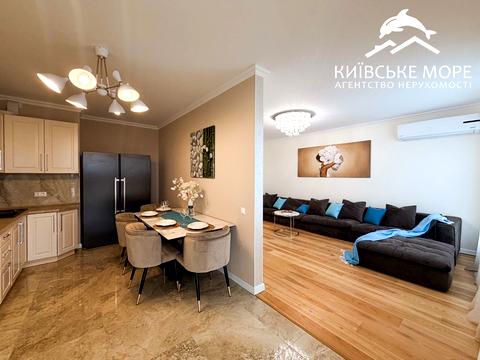 квартира за адресою Воскресенська вул., 18
