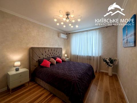квартира за адресою Воскресенська вул., 18
