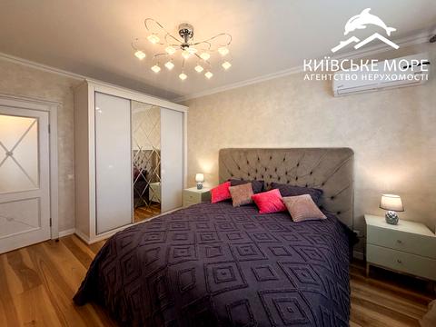 квартира за адресою Воскресенська вул., 18