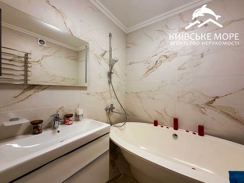 квартира за адресою Воскресенська вул., 18