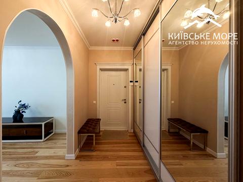 квартира за адресою Воскресенська вул., 18