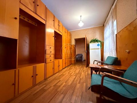 будинок за адресою Центральна вул., 1