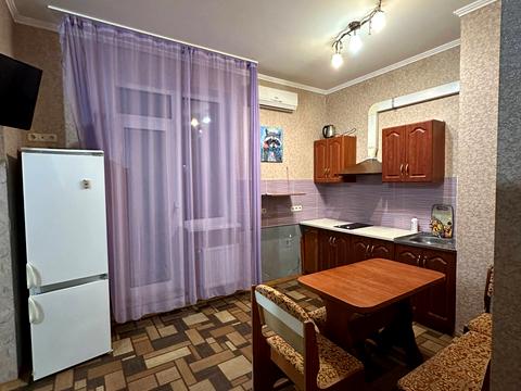 квартира за адресою Перлинна вул., 3