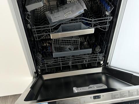 квартира за адресою Набережна Перемоги вул., 40-Д