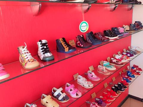 коммерческая по адресу Независимости ул., 12