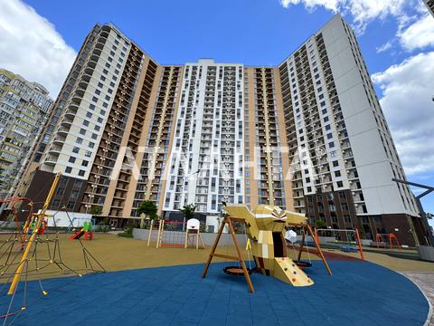 коммерческая по адресу Краснова ул., 1-Б