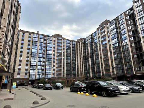 комерційна за адресою Рівненська вул., 25-А