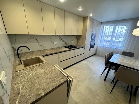 квартира за адресою Білогірська вул., 12