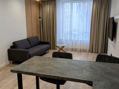 квартира по адресу Олександра Олеся ул., 8/17