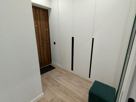 квартира по адресу Олександра Олеся ул., 8/17