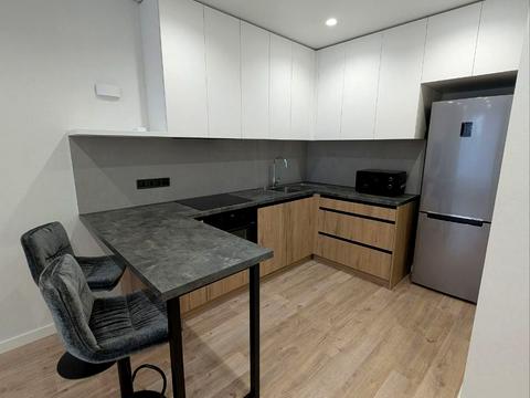 квартира по адресу Олександра Олеся ул., 8/17