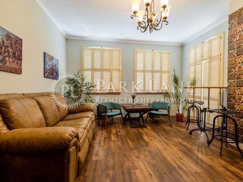 будинок за адресою Освіти