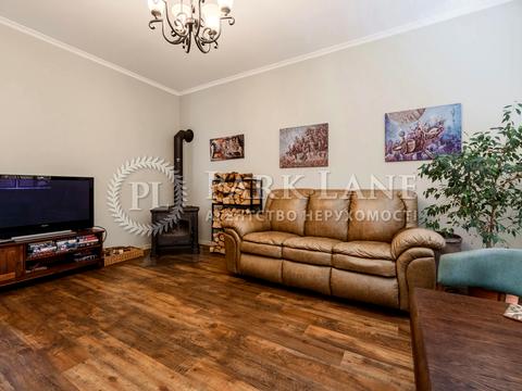 будинок за адресою Освіти