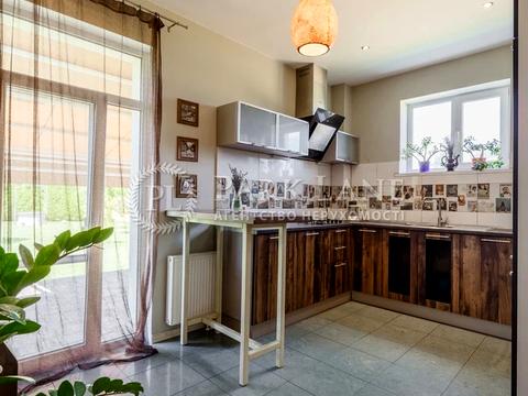 будинок за адресою Освіти